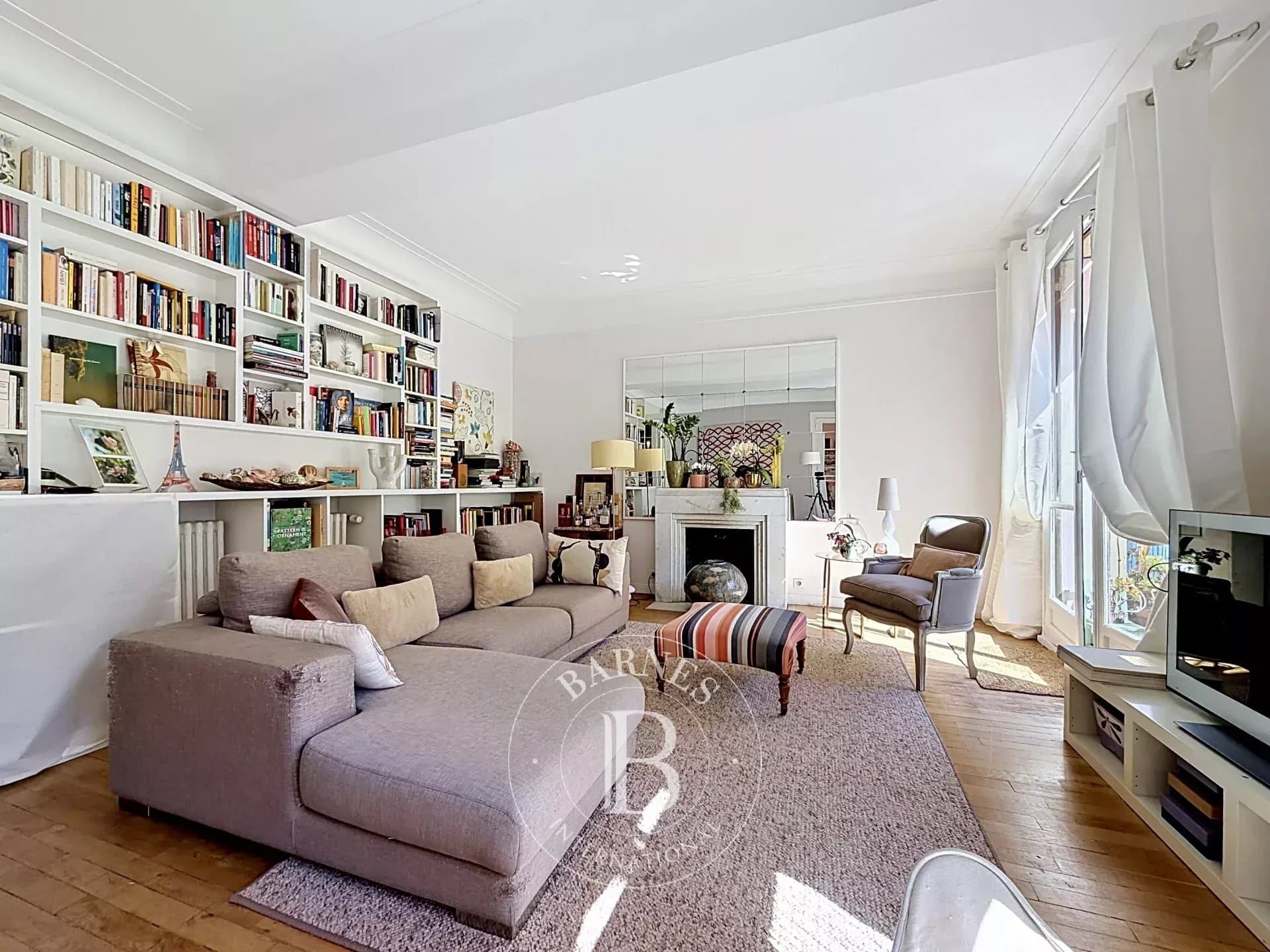 BARNES RENTALS TROCADERO